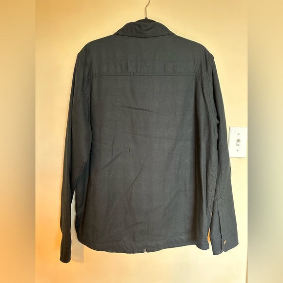 Men’s Joe’s Zip Shirt - Picture 2 of 3